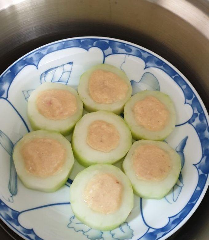 Cucumber dog snack cups summer
